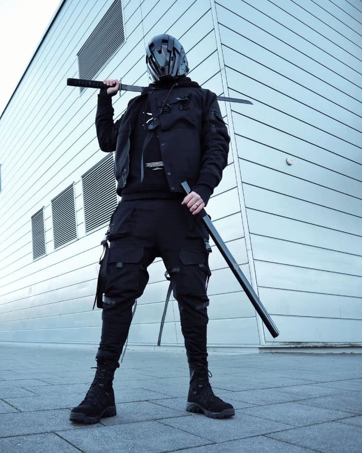Vedno pripravljen 🌑 #techwear